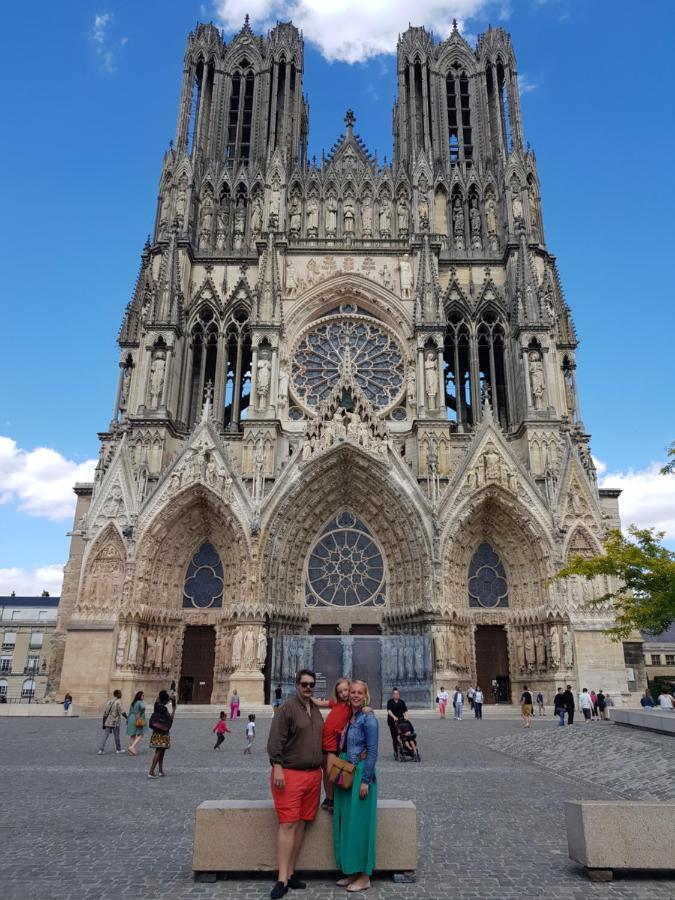 Ferienwohnung Moet Reims Exterior foto